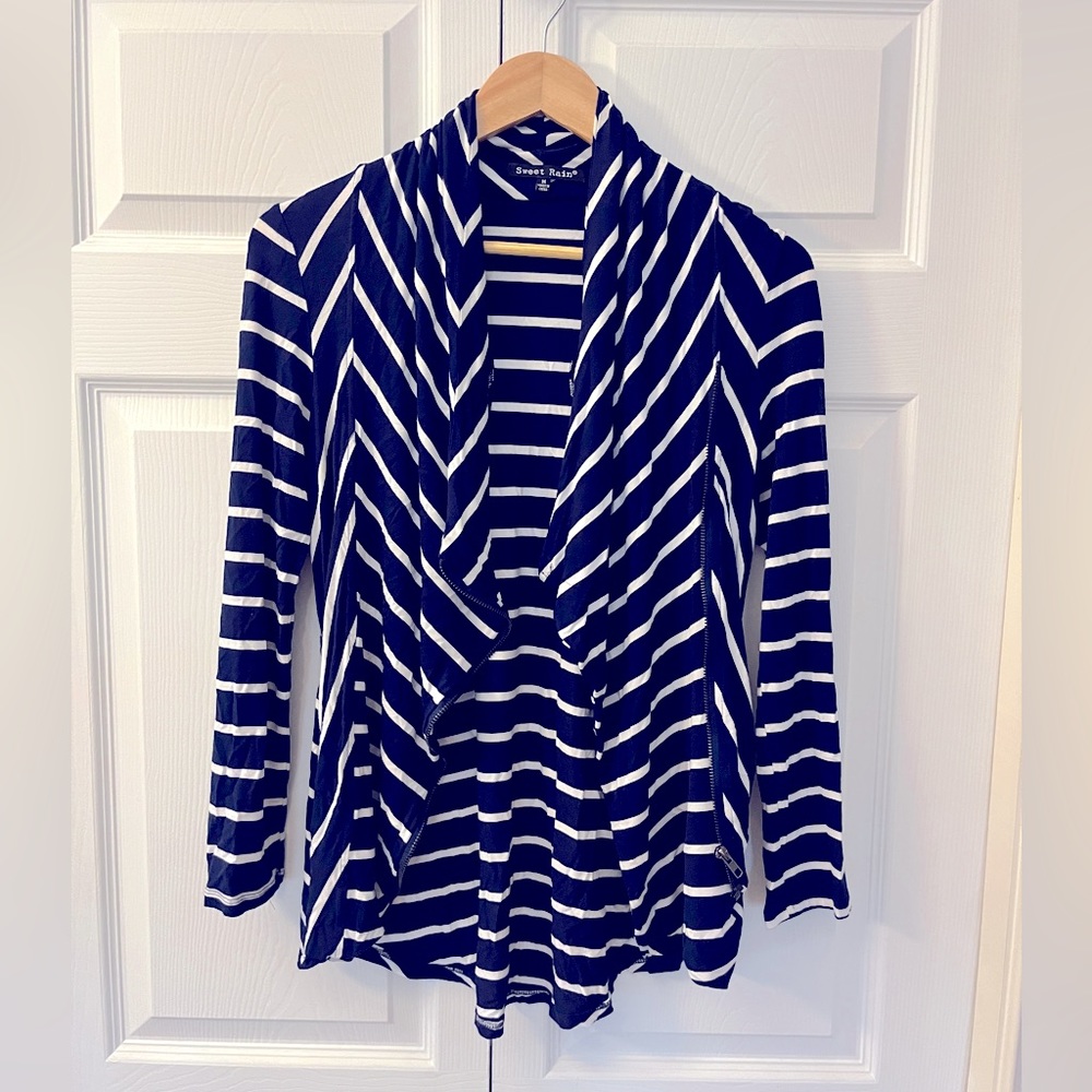 Zippered cardigan
